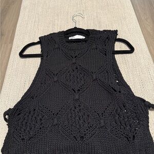 Zara sleeveless knit Top